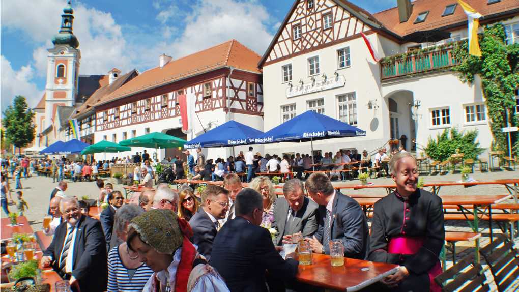 Martplatz in Neualbenreuth