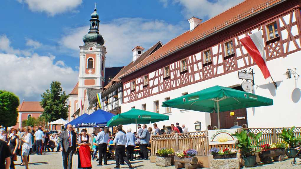 Marktplatz Neualbenreuth-Sibyllenbad