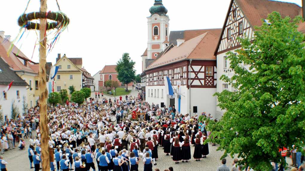 Marktplatz Neualbenreuth-Sibyllenbad