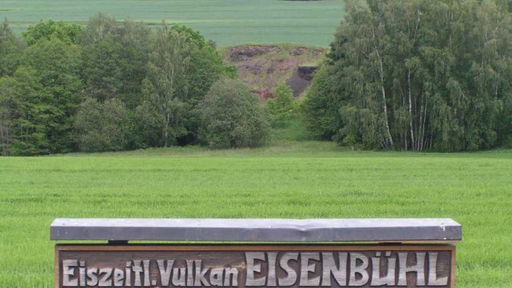 eiszeitlicher Vulkan Eisenbühl bei Neualbenreuth-Sibyllenbad