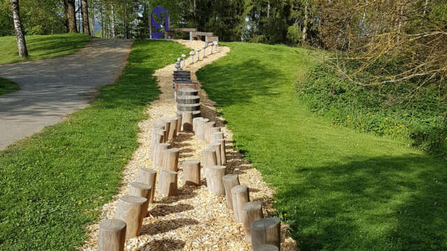 Balancierparcours Station 10 Motorik-Fun Park beim Sibyllenbad