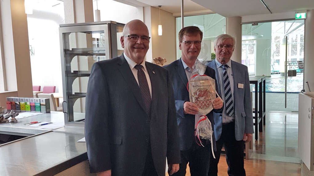 Bürgermeister Klaus Meyer, Winfried Ley und Werkleiter Klaus Meyer bei der Einweihung